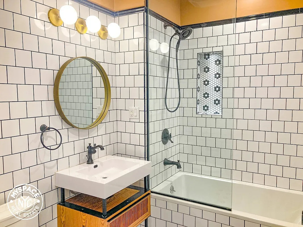 187 Kent Avenue - Photo 4