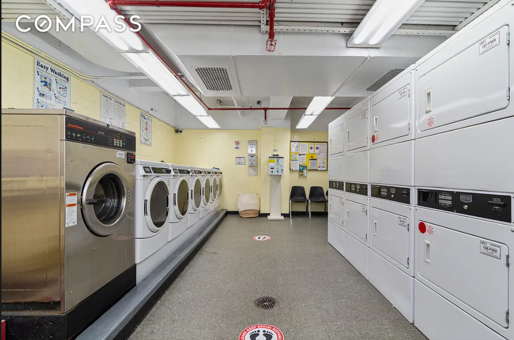 170 W 23rd Street - Photo 5