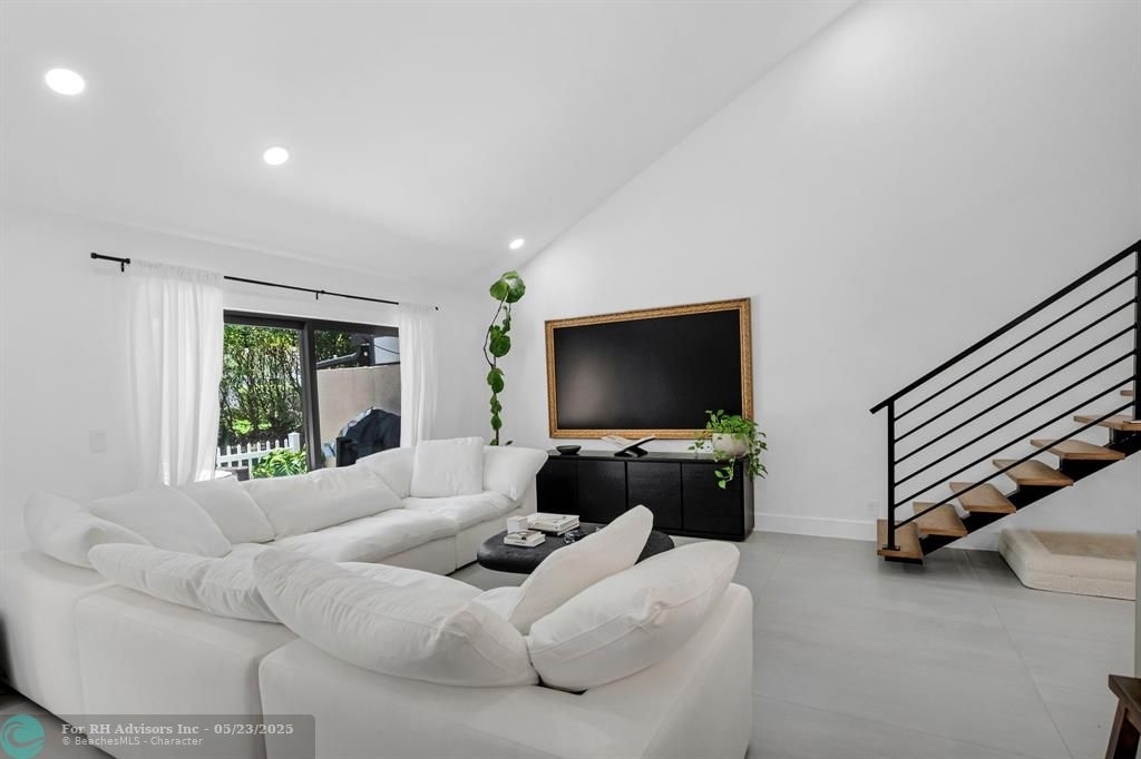 6850 Nw 2nd Ave - Photo 4