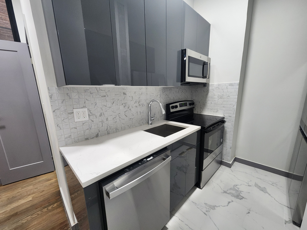601 West 141st Street - Photo 3