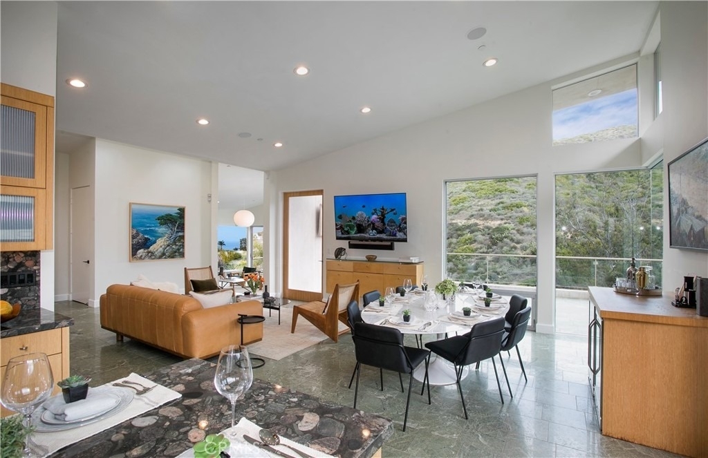 533 Temple Hills Drive - Photo 10