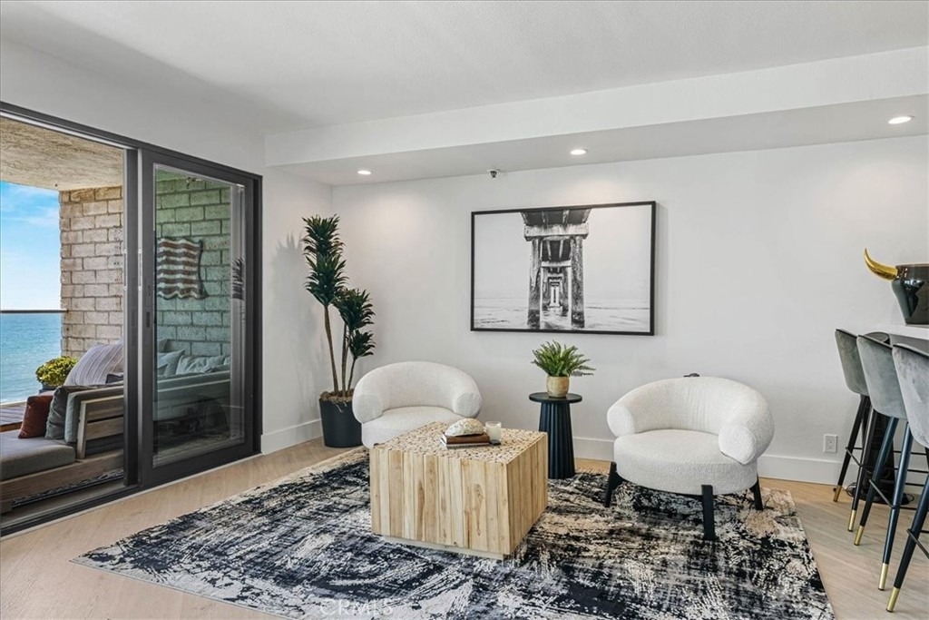 410 Corto Lane - Photo 2