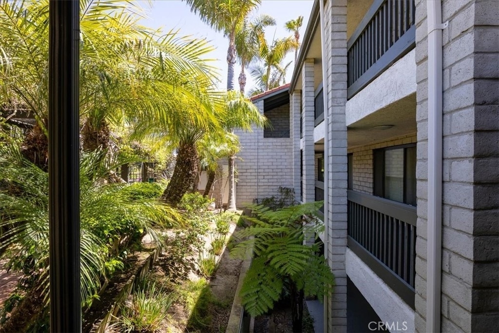 410 Corto Lane - Photo 36