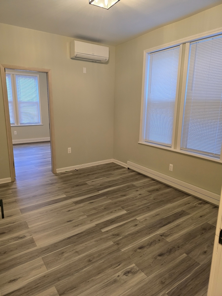 25-51 14th Street - Photo 7