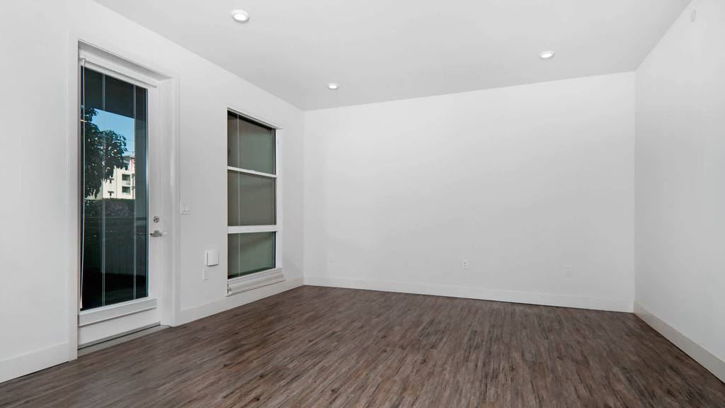 1355 El Camino Real - Photo 9