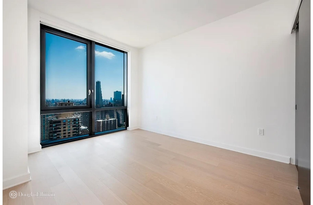 21 W End Ave - Photo 2