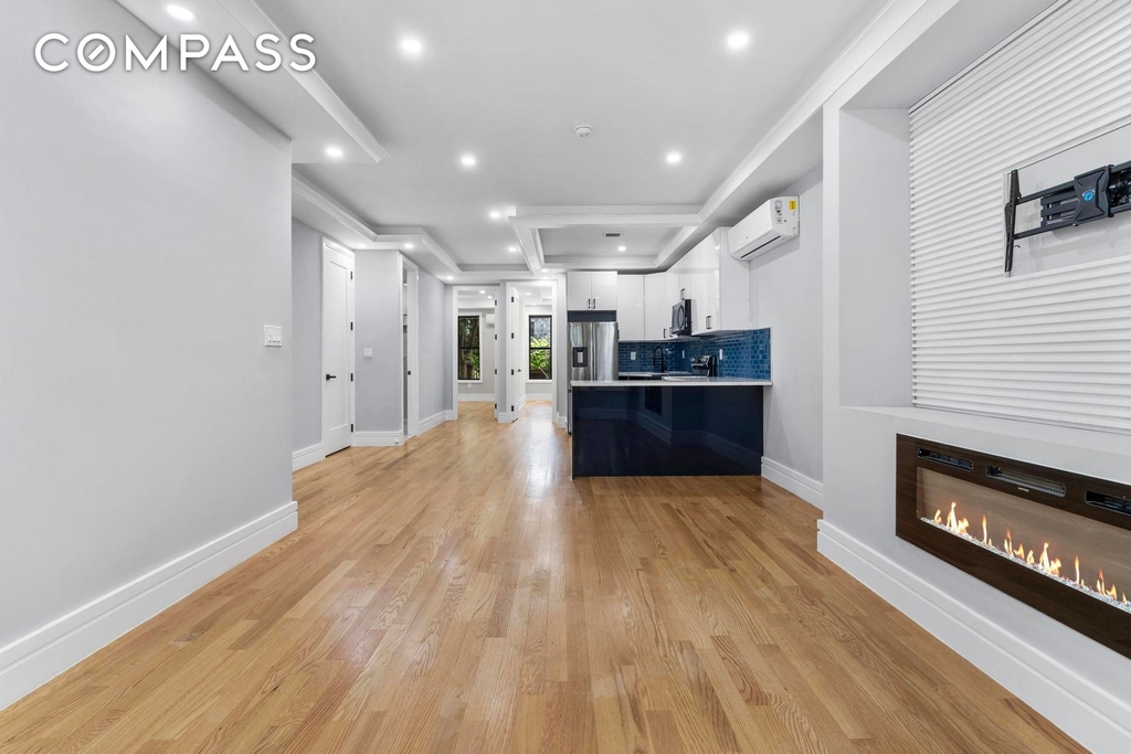 192 Weirfield Street - Photo 9