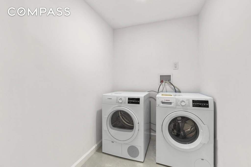 192 Weirfield Street - Photo 10