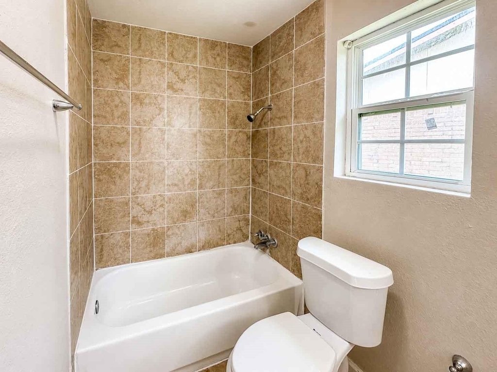 8607 Sherrywood Drive - Photo 22