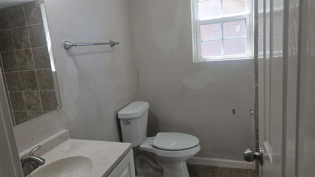 8607 Sherrywood Drive - Photo 4
