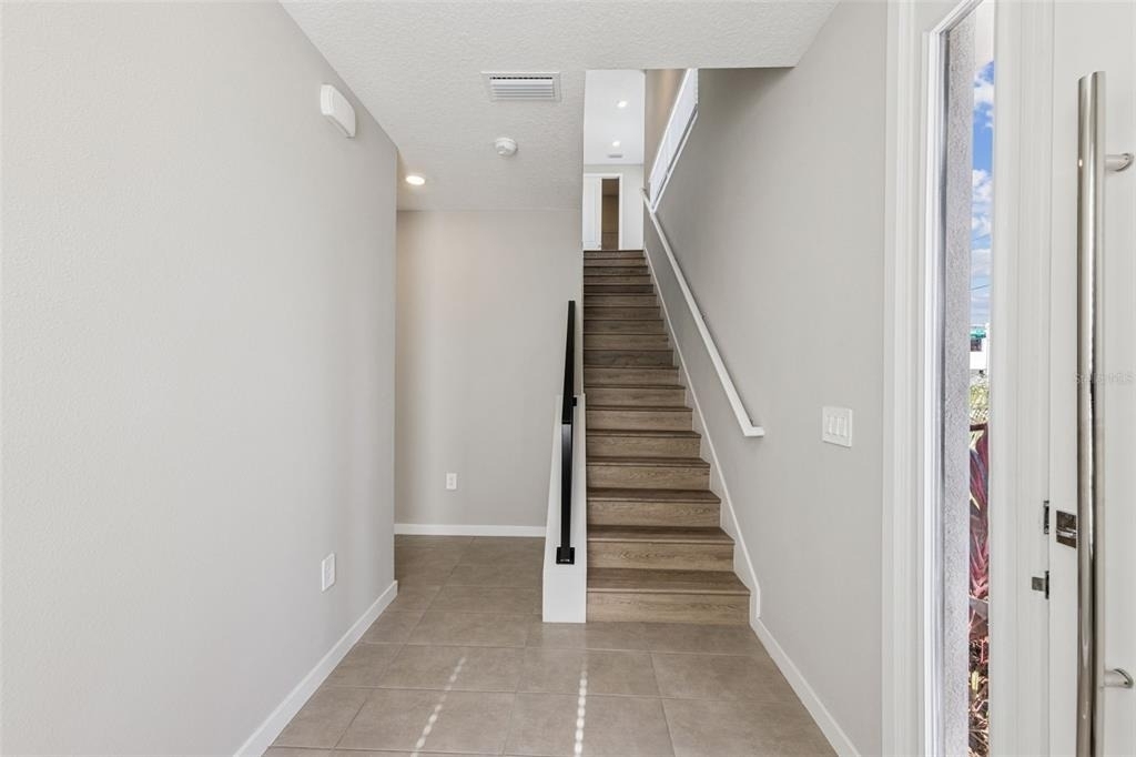544 N Bumby Avenue - Photo 1
