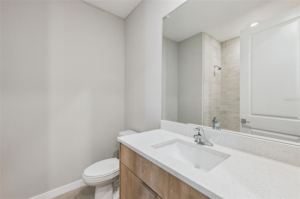 544 N Bumby Avenue - Photo 14