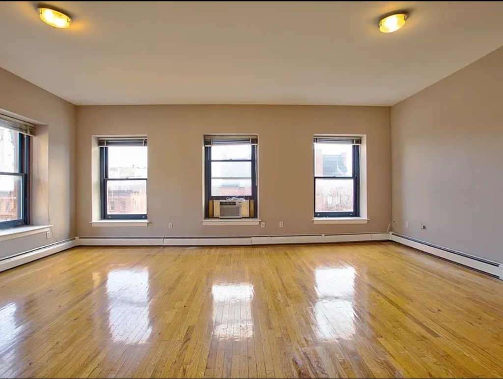 259 Lenox Avenue - Photo 0