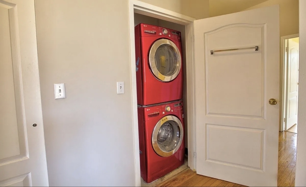 259 Lenox Avenue - Photo 10