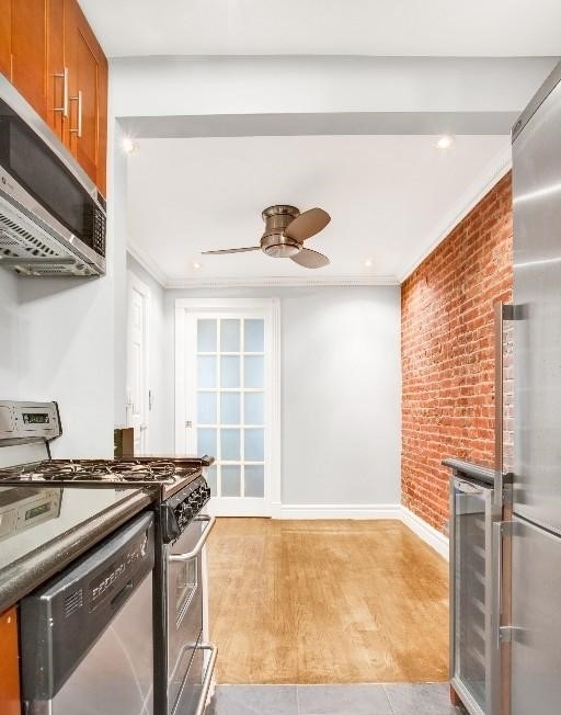 345 West 53rd Street - Photo 2
