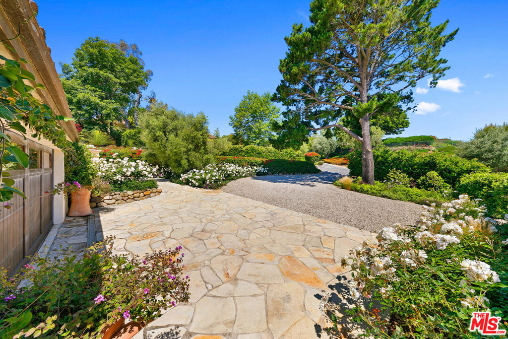 27450 Calicut Road - Photo 8