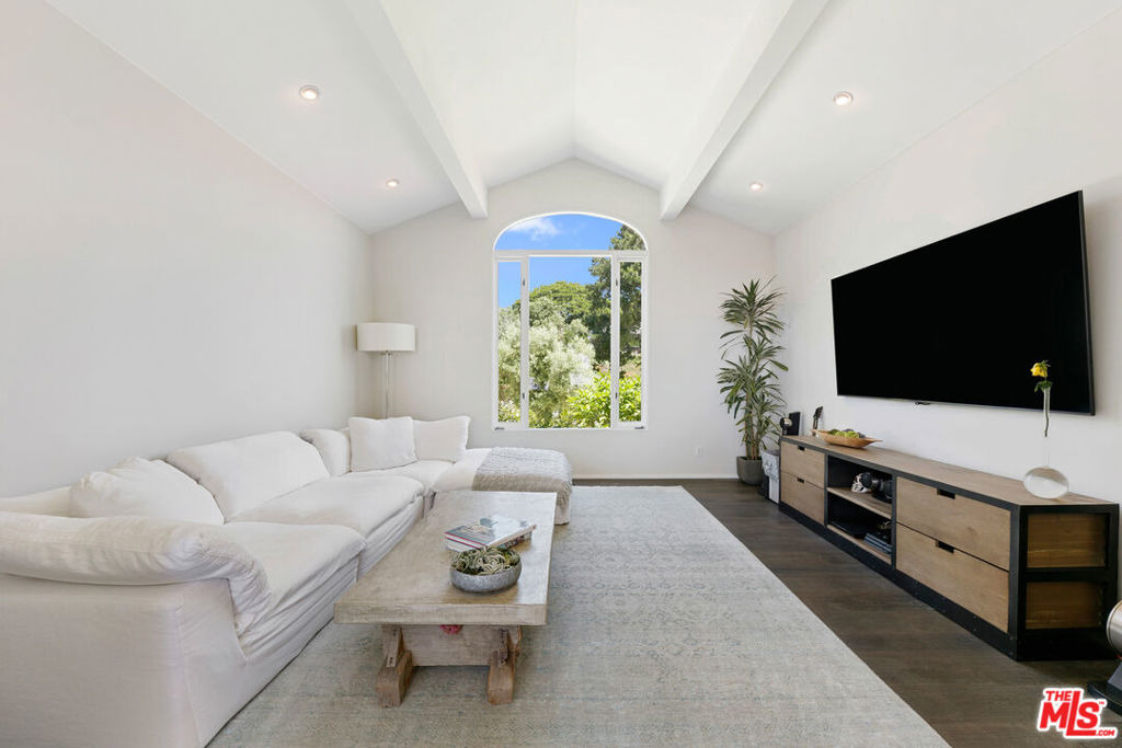 27450 Calicut Road - Photo 19