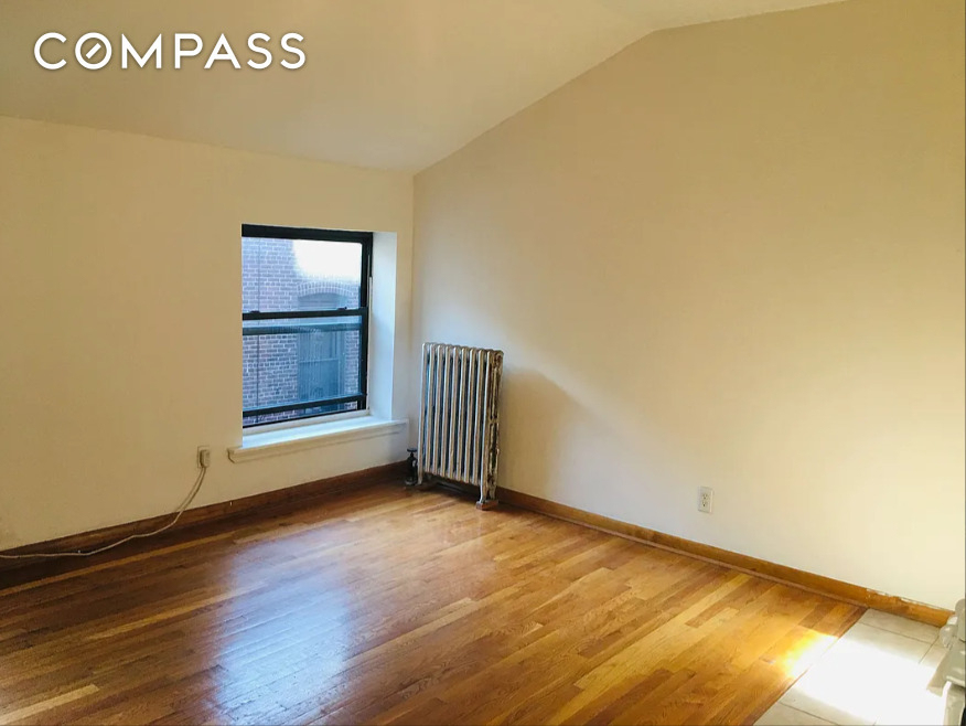 16 Abingdon Square - Photo 3