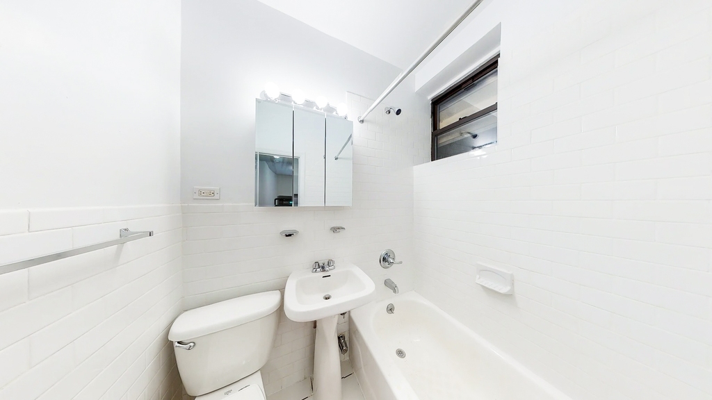 228 East 89th Street - Photo 3