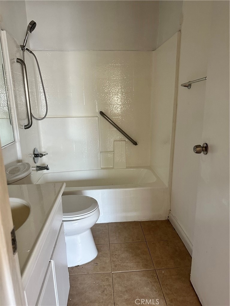 14801 Nordhoff Street - Photo 5