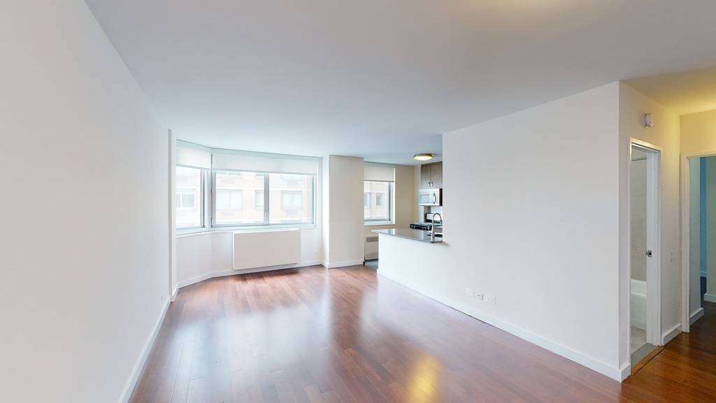 401 E 34th St - Photo 2