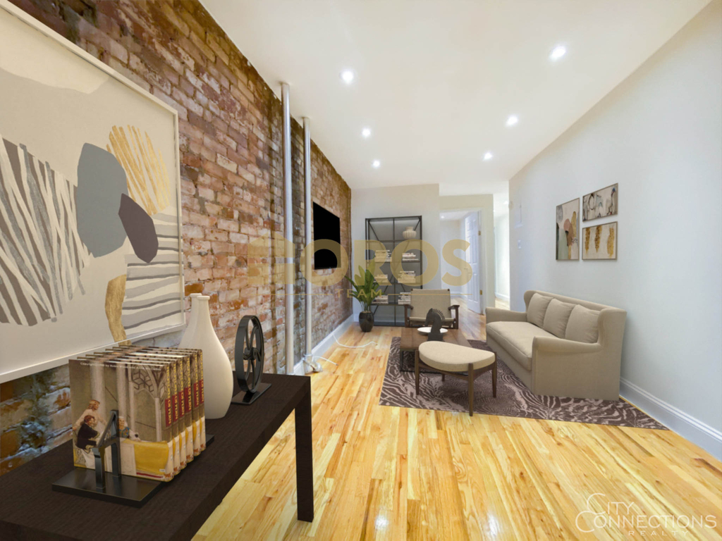 335 East 10th Street - Photo 2