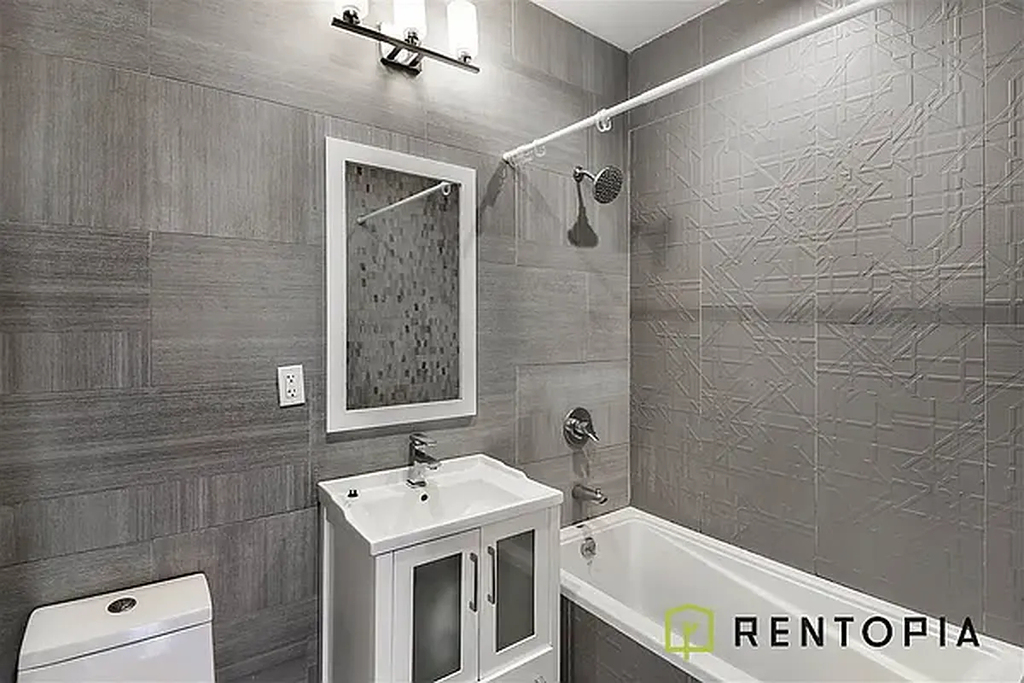 679 Grand Street - Photo 5