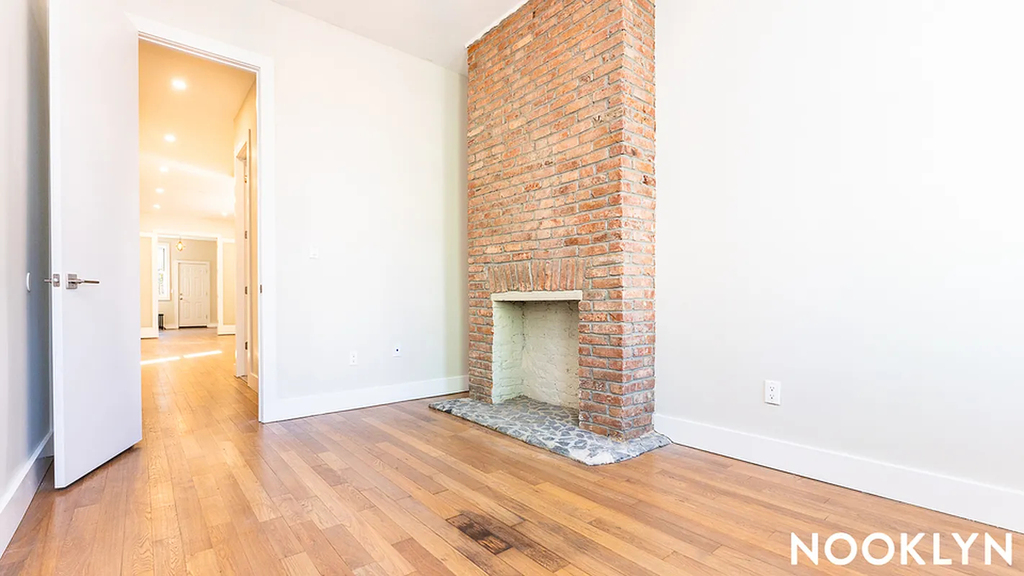 170 Jefferson Street - Photo 5