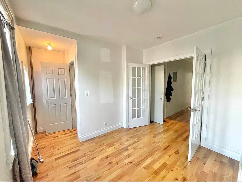 294 Harman Street - Photo 4