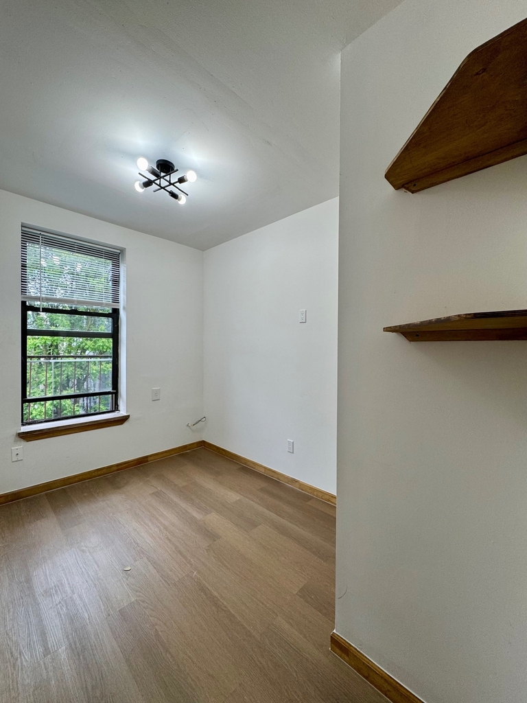 2248 1st Avenue - Photo 7