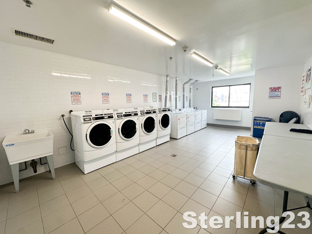 31-72 31st Street - Photo 14