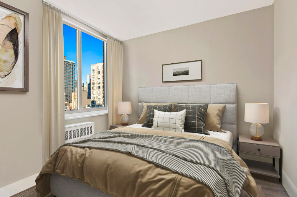 Second Avenue - Photo 1