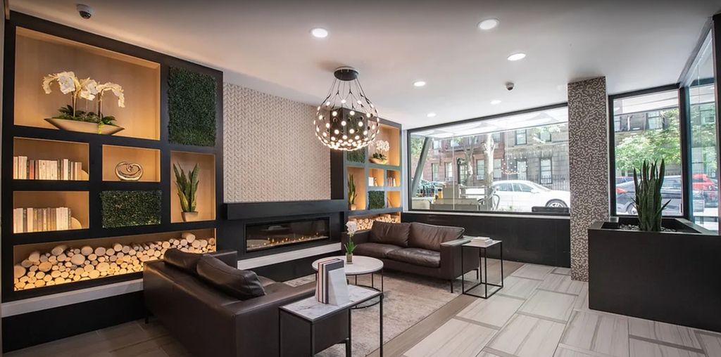 East 80th Street & 1st Avenue - Photo 9