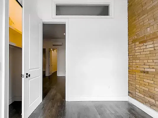 350 3rd Avenue - Photo 5