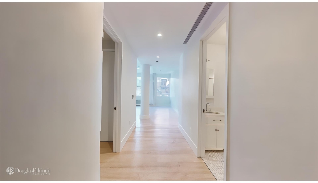 452 Broome St - Photo 5