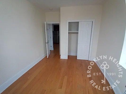 1215 Myrtle Avenue - Photo 4
