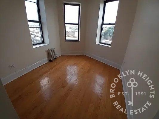 1215 Myrtle Avenue - Photo 2