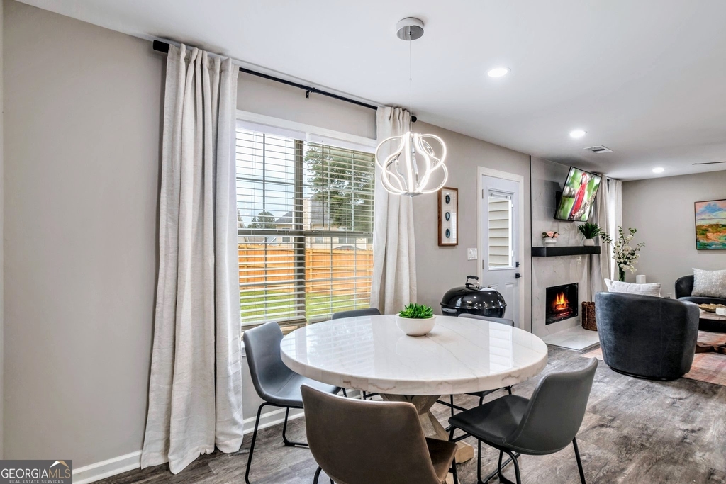 8008 Clearview Circle - Photo 12