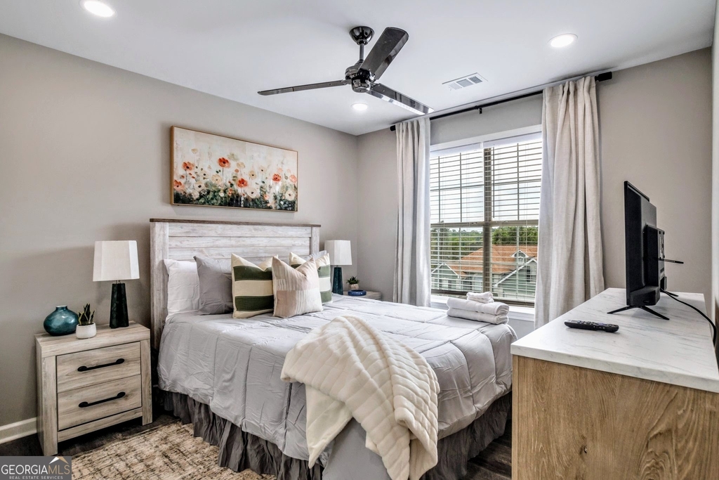 8008 Clearview Circle - Photo 14