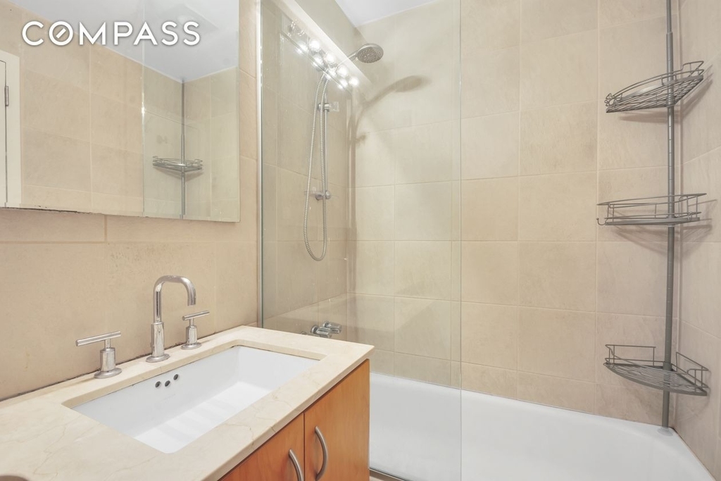65 Cooper Square - Photo 9