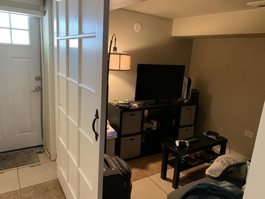 2863 W Belden Avenue - Photo 15