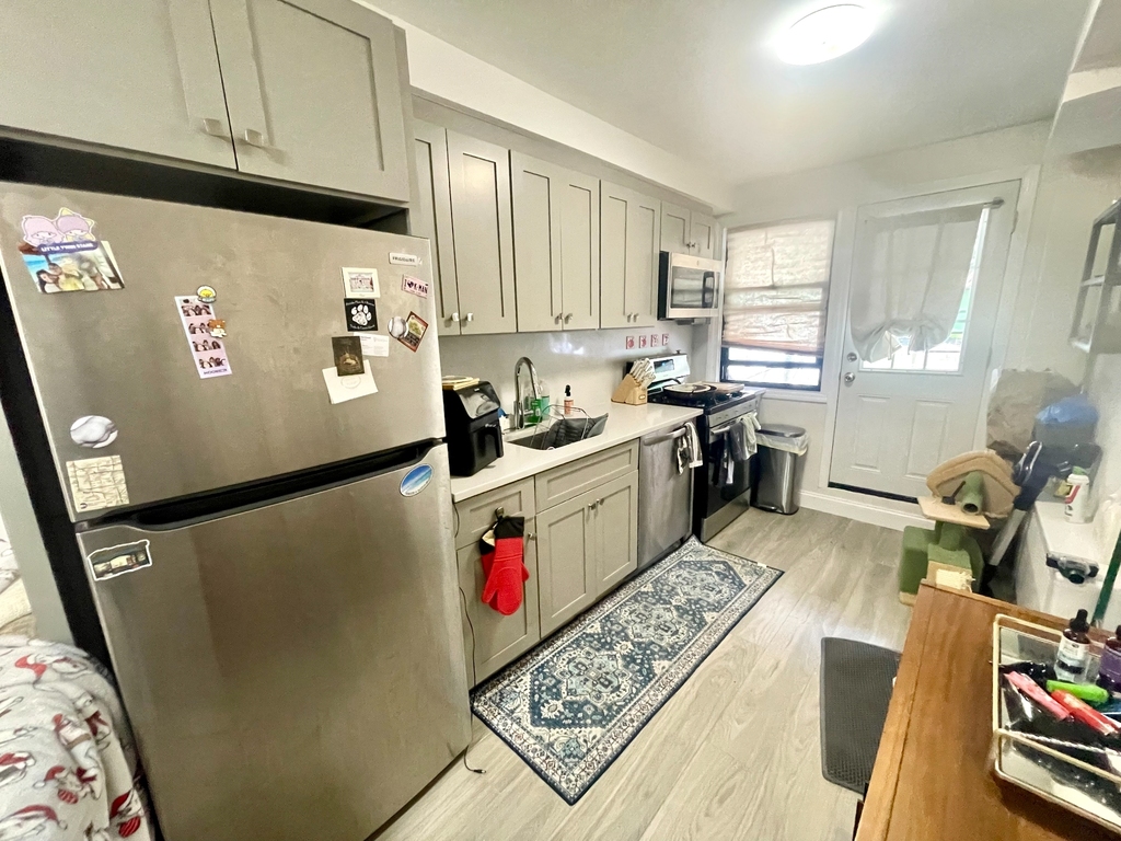 31-39 32nd Street - Photo 5