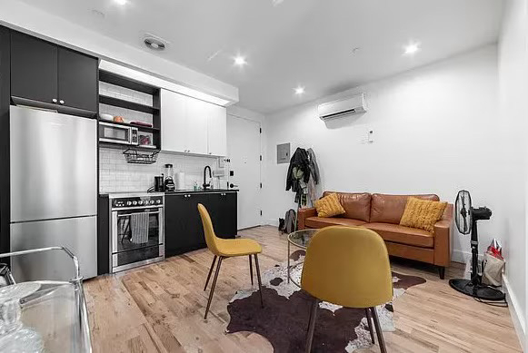 1267 Herkimer Street - Photo 5