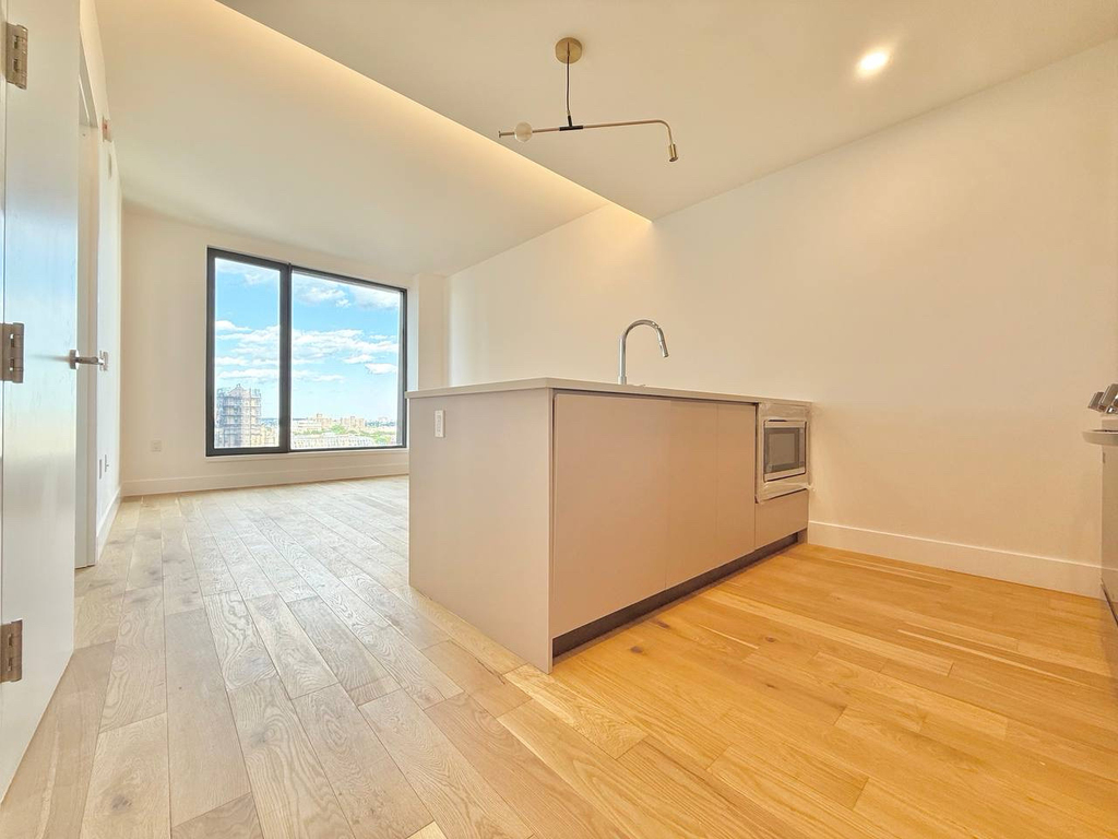 625 Fulton Street - Photo 0