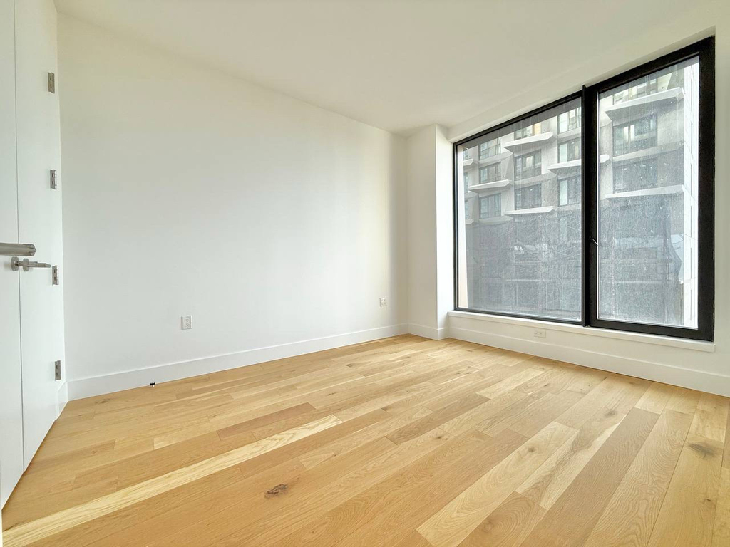 625 Fulton Street - Photo 4