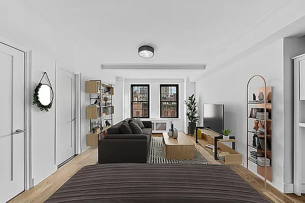 25 East 67th Street - Photo 3