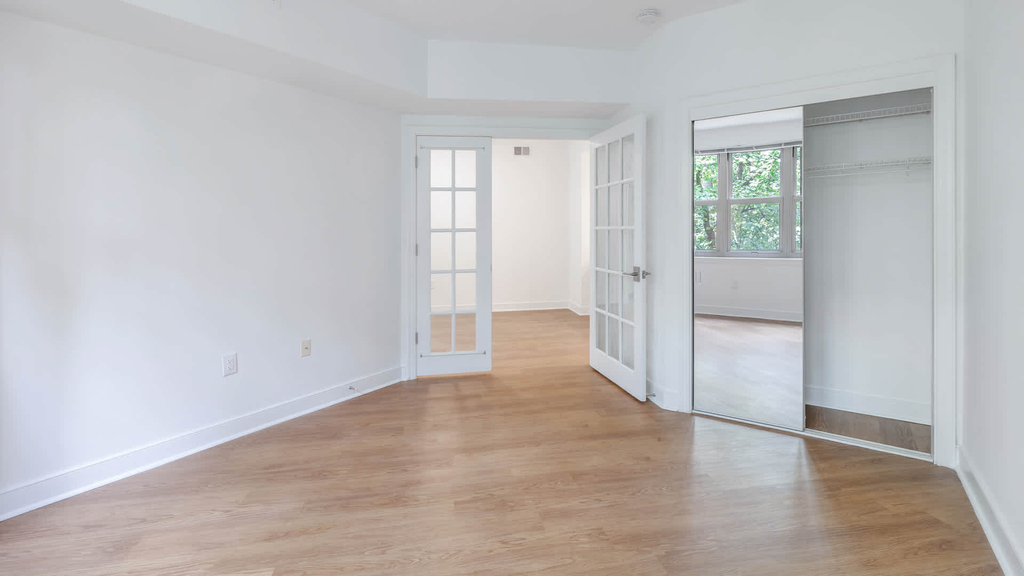 4411 Connecticut Ave. Nw - Photo 16