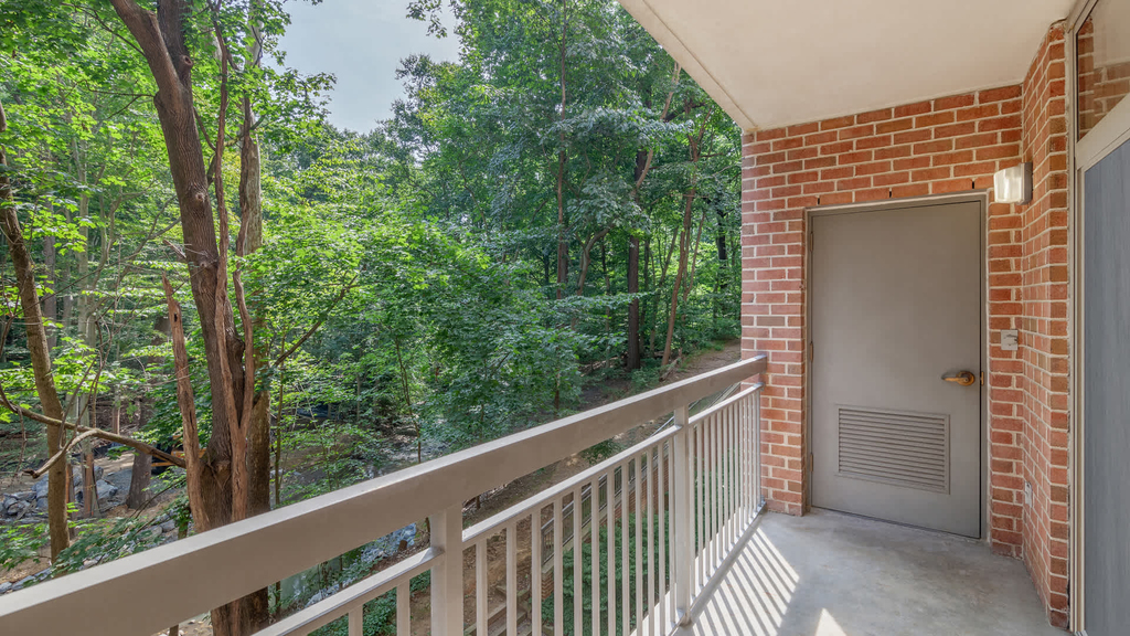 4411 Connecticut Ave. Nw - Photo 9