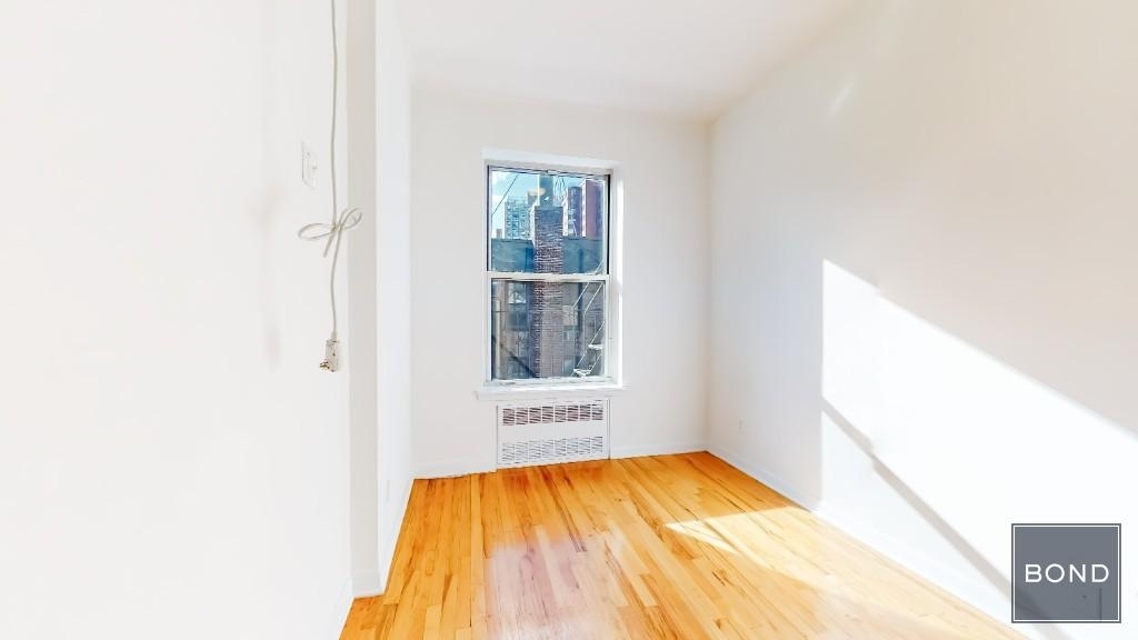 East 85th Street - Photo 1