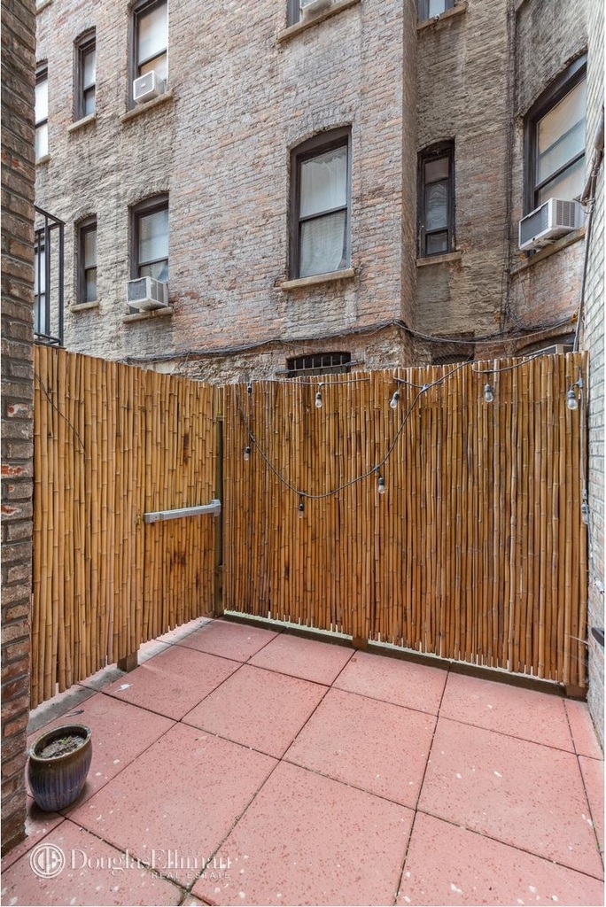 332 E 19th St - Photo 5